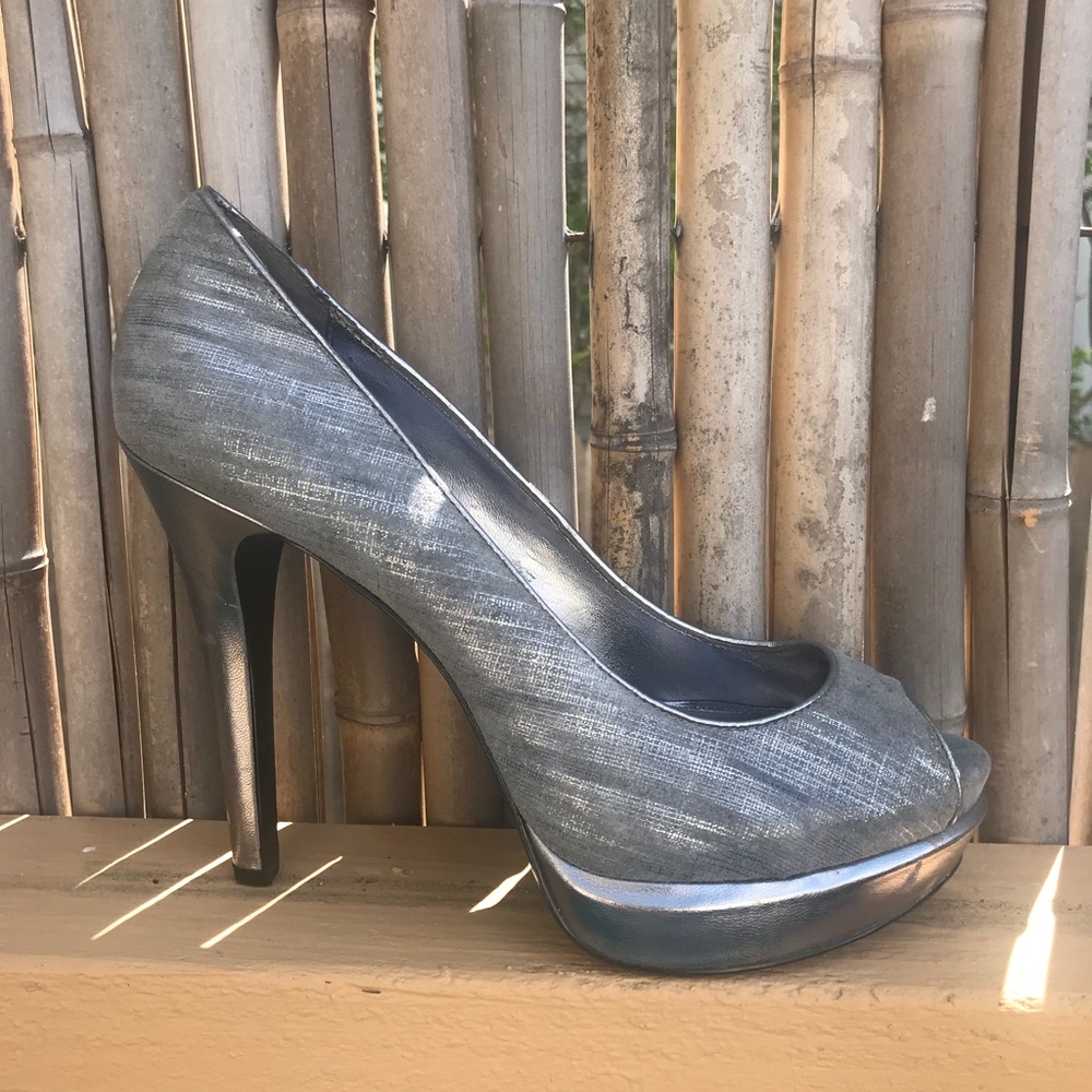 Calvin Klein Peep Toe High Heels in Silver